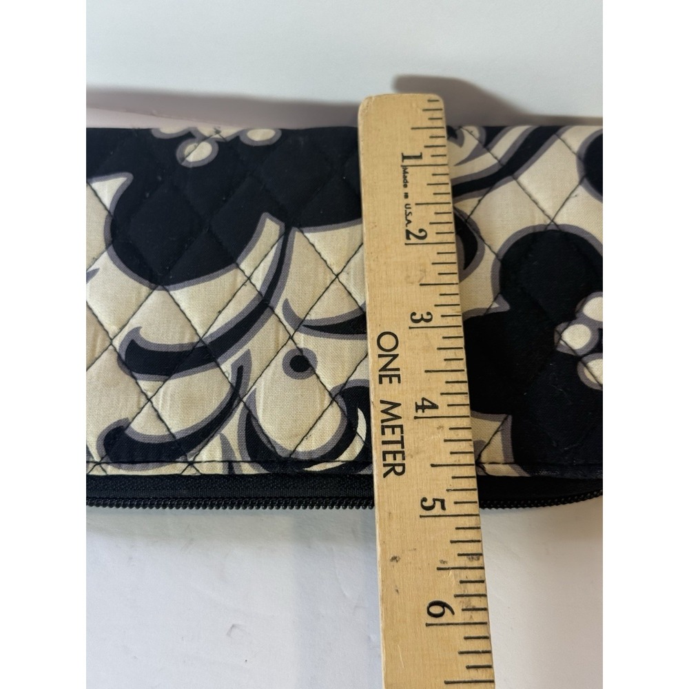 Vera Bradley Night and Day Quilted Zip Around Accordion Wallet 7.5" x 4.5" - Picture 5 of 10